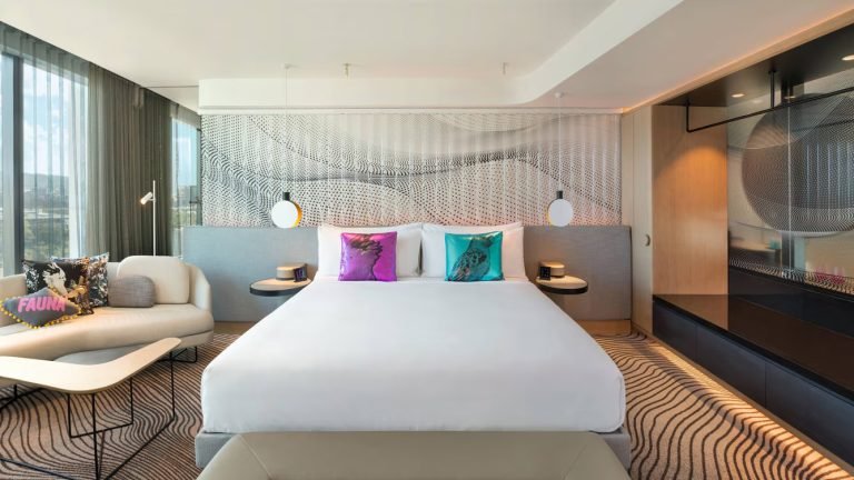 W hotel&QUEENSLAND (1)