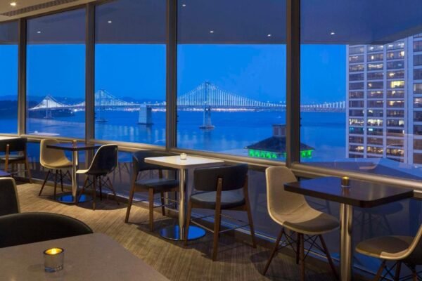 Custom Durable Restaurant Table and Chair