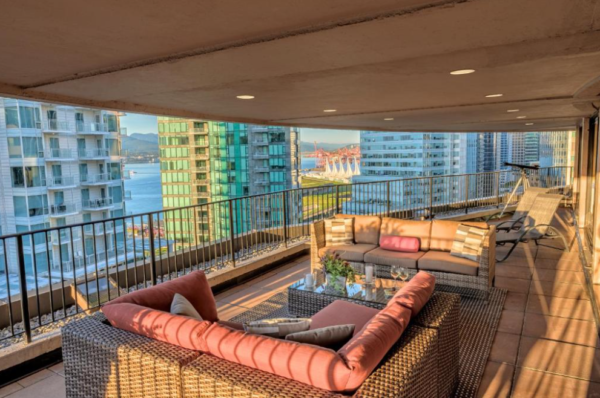 Customized Outdoor Furniture